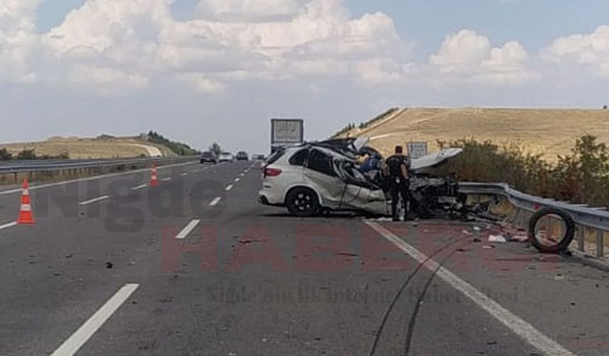 Ankara Niğde Otoyolunda Feci Kaza 5 Kişi..